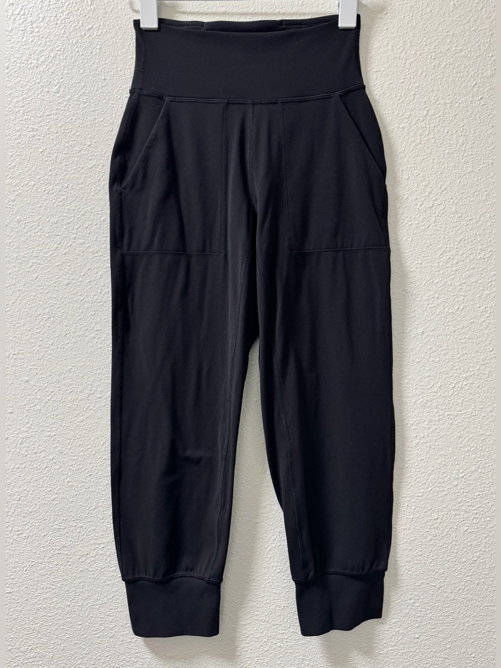 Lululemon Align High Rise Jogger Leggings Pants Pockets Stretch Black Womens 2